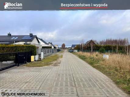 Duża, płaska działka blisko jeziora Chwaszczyno