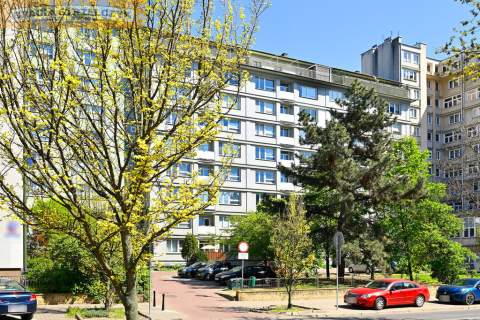 Polecam Metro Przytulne, po remoncie. Balkon.