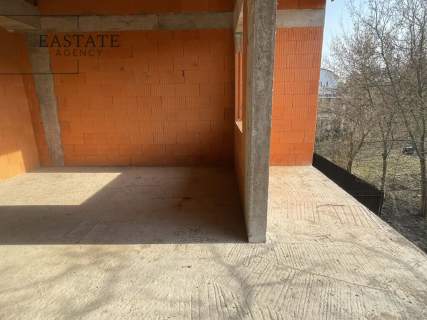 Nowoczesne 2 poziomy-antresola garaż x2 w cenie