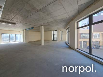 Lokal usługowo-handlowo-biurowy w reprezentacyjnym apartamentowcu,...