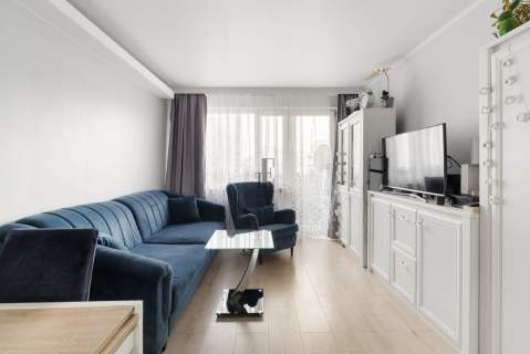 3 Pok Od Zaraz Rozkładowe Balkon Cicho