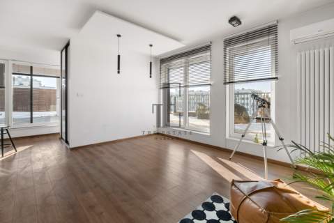 100 metrowy taras na dachu i 2 poziomy o pow 103m2