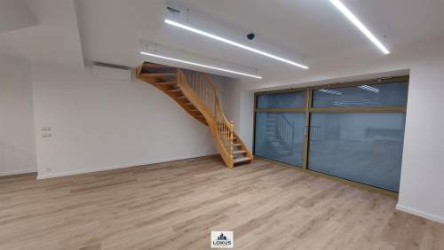 Lokal handlowy usługowy biurowy 150 m2 parking