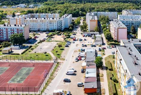 Atrakcyjny lokal po remoncie   26 m duża witryna