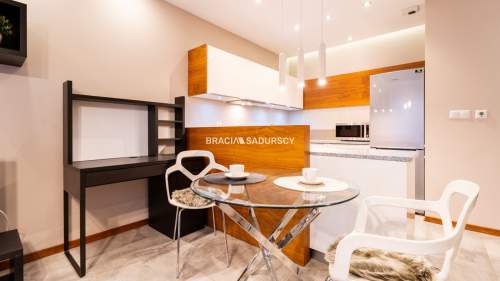 Nowoczesny apartament z dużym tarasem - Ul.Lubicz