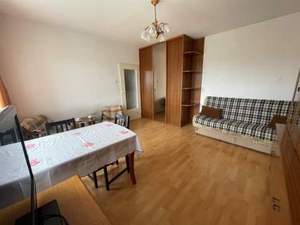 KAWALERKA Z OSOBNĄ KUCHNIĄ - 37 M2 - WIELICKA
