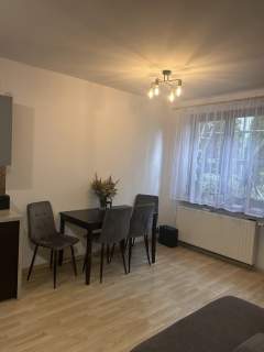 2 pokoje 45 m parter balkon