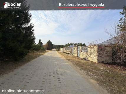 Płaska działka z dobrym dojazdem do Trójmiasta