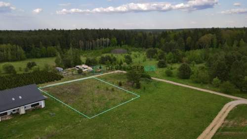 Dz. budowlana 1500 m WZ las, jezioro i miasto