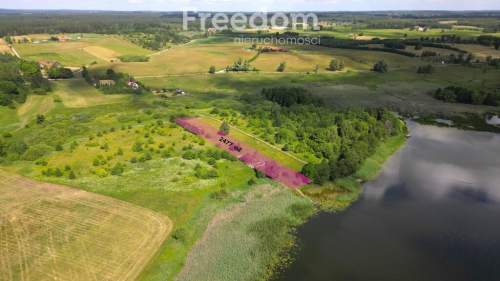 Działka z linią brzegową nad jeziorem Dadaj
