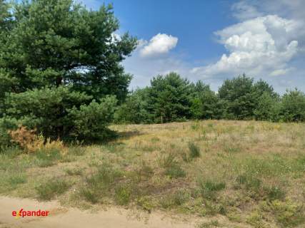DZIAŁKA Z MOŻL. UZYSK. WZ 800 m2 WÓLKA