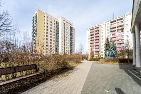 Słoneczne 3 pokoje z balkonem i widokiem z 6piętra