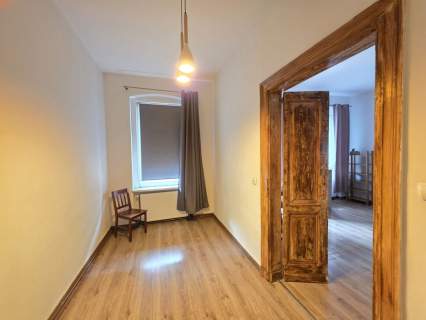 3 pokojowe z balkonem I piętro