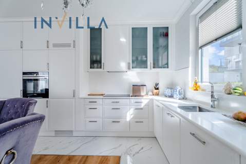 Apartament z ogrodem przy plaży w Jelitkowie