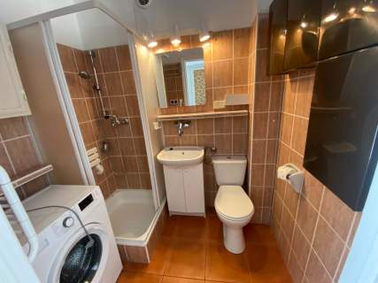 Saska Kępa 2 pokoje, osobna kuchnia, balkon