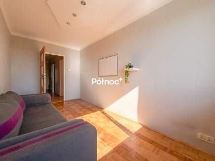 Ustawne M4 przy ul. Połanieckiej 64,4m2