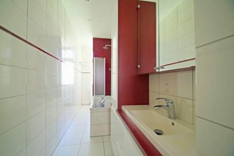 91,59m2 - 3 pok., łazienka, wc, piwnica, strych