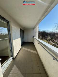 2 pokoje 43,5 m2, budynek z basenem Pelikan,Rataje