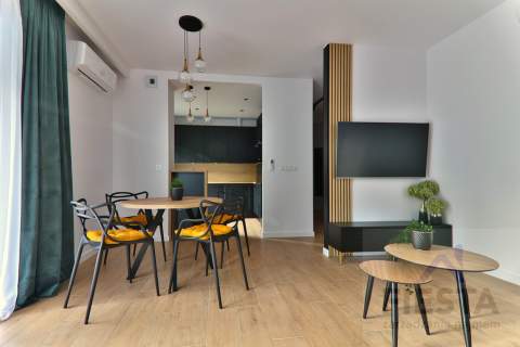 Duży apartament z 2 miejscami garażowym