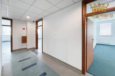 Do wynajęcia biuro 261m2 , winda, gotowe do wprowadzenia na Włochach