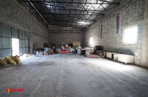 Budynek handlowo-usługowy z magazynem 1300m2,Tyczyn, duża działka