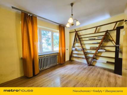 Dwupiętrowy dom dla jednej lub dwóch rodzin