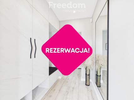Nowoczesny dom parterowy z widokiem na horyzont
