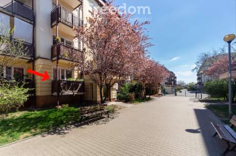 2pokojowe mieszkanie na parterze z balkonem