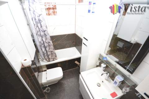 3 pokojowe mieszkanie na 1 piętrze, balkon