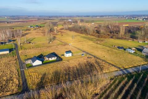 Działka 801 m2 w Falęcinie