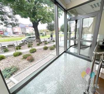 Lokal użytkowy w centrum Jarot