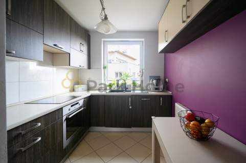 Duży balkon, 3 pok., 4 piętro, ul. Obywatelska