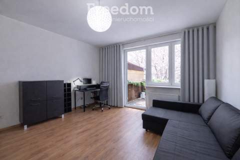 2pokojowe mieszkanie na parterze z balkonem
