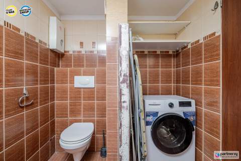 4 pokoje z balkonem i piwnicą blisko centrum 
