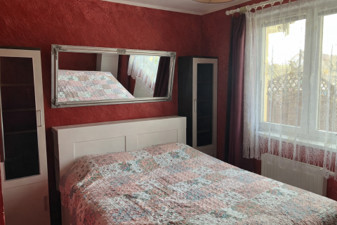 Borkowo 4 pokoje 136 m2 ogródek 10 m2 piwnica alarm,monitori