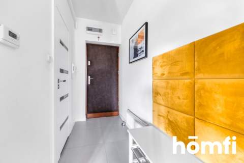 Nowoczesny apartament z klimatyzacją, balkonem i