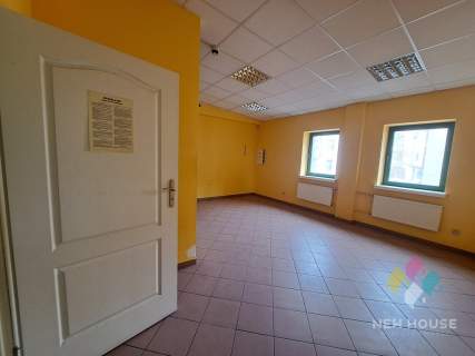 Lokal użytkowy przy Starówce, I piętro, winda