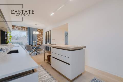 Nowoczesne mieszkanie w Apartamentowcu - top floor