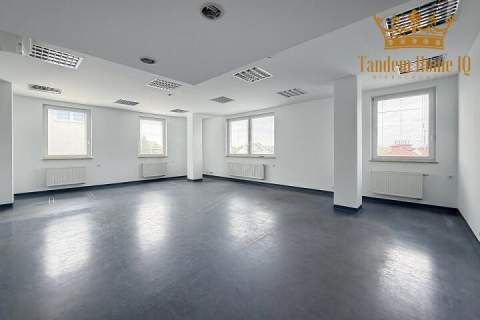 Do wynajęcia biuro 261m2 , winda, gotowe do wprowadzenia na Włochach
