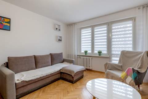 Rezerwacja, 2-pok, 48,10 m2, duży balkon, piwnica