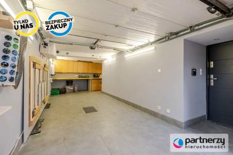 Wyjątkowa lokalizacja - po gruntownym remoncie 