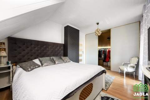 150 m2 Dom z Ogrodem Zimowym i 70 m2 Budynek Gosp.