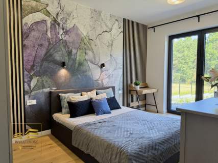 Nowy, parterowy dom przy lesie 5 pokoi 181 m2