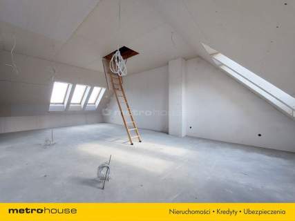 APARTAMENT 5 POK Z OGRODEM 300 M2,WIDOK NA JEZIORO