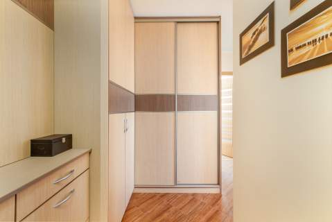 Wykończone 2 pok. Balkon 15m2 Hala Garażowa 