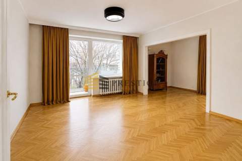 Lokal obok Ogrodu Saskiego 82m2, UL. Niecała