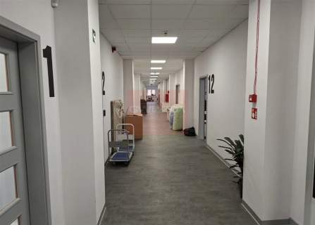 Nieruchomość komercyjna do wynajęcia, 520 m2, Warszawa