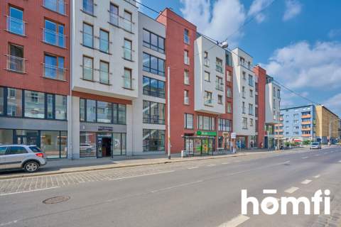 4-pokojowe mieszkanie w centrum z parkingiem