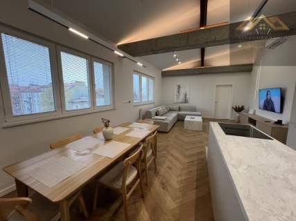 Komfortowy apartament w sercu miasta, w pełni wyposażony