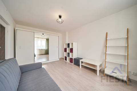 Turka, os. Borek - duża, 36 m2 kawalerka